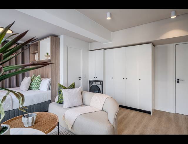 0.5 BEDROOM APARTMENT FOR SALE IN CAPE TOWN CITY CENTRE